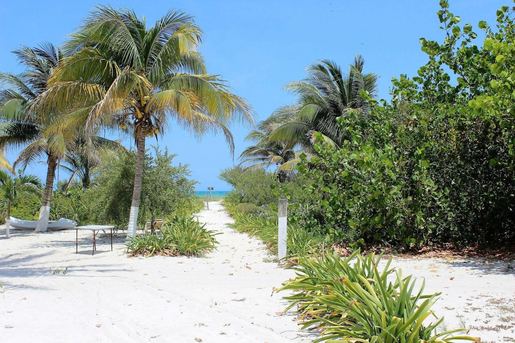 Cabanas El Cuyo Exterior photo